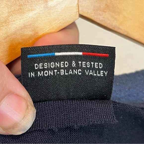 Forclaz navy blue long sleeve merino wool base layer fits like size medium - Picture 10 of 10